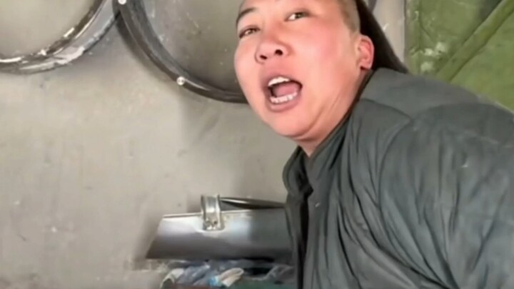 Yujie, katanya setiap tahun ada orang yang meninggal karena minum asam tangzhu zi, ya?
