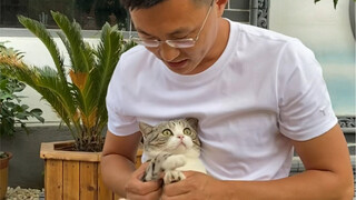 ไม่รู้ว่าแม่นกคิดอะไรอยู่ ถึงได้วางไข่ไว้ที่บ้านเรา