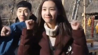 مت من الضحك، أبحث عن البرنامج التعليمي اللطيف لـ Chen Duling هاهاهاها...