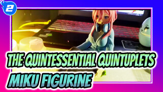 The Quintessential Quintuplets | Self-made Miku Figurine Sitting and removing stockings_2