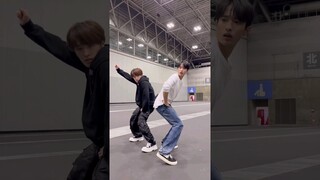 They're so unserious and the expressions😂💀#seventeen #dk #dino #scoups #kpop #shorts #woozi #hoshi