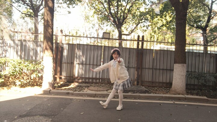 Ba năm sau vẫn đáng yêu như vậy! ₍˄·͈༝·͈˄₎ฅ˒˒ Sau ba năm lại cover nhảy nữa rồi (★≧▽^))★☆