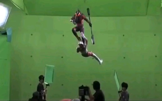 ซึบุรายะยังต้องการหลอกลวงเราว่าไม่มีอุลตร้าแมนในโลกนี้!