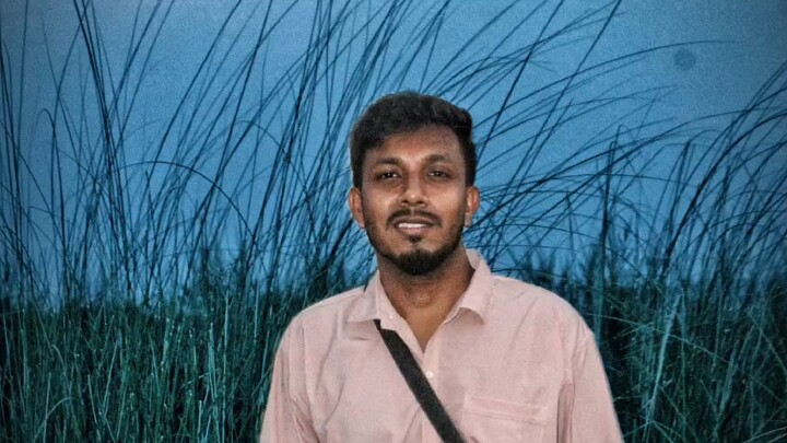 যদি আপনি নিজের মনকে নিয়ন্ত্রণ করতে না পারেন তবে দুনিয়া আপনাকে নিয়ন্ত্রণ করবে।