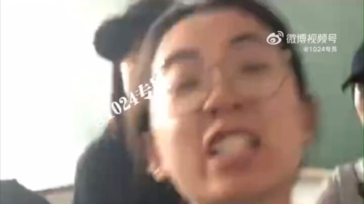 男生制止校园霸凌，反被xxn辱骂颠倒黑白后要求删除视频。