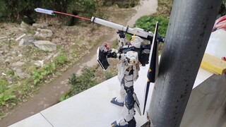 Niu Gundam không chỉ đẹp trai