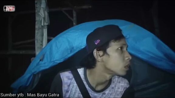 Masuk hutan angker