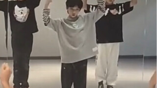 Yang Bowen, Spring Breeze 4.0—Never expected kid 4.0 to arrive so quickly; we're already on differen