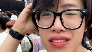 【黄强强】第一次参加音乐节，在线等.很急！