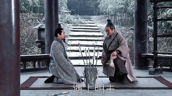 Đứa tiểu nhân kia khinh ta tuổi già, nhưng bảo đao trong tay ta vẫn chẳng hề già nua