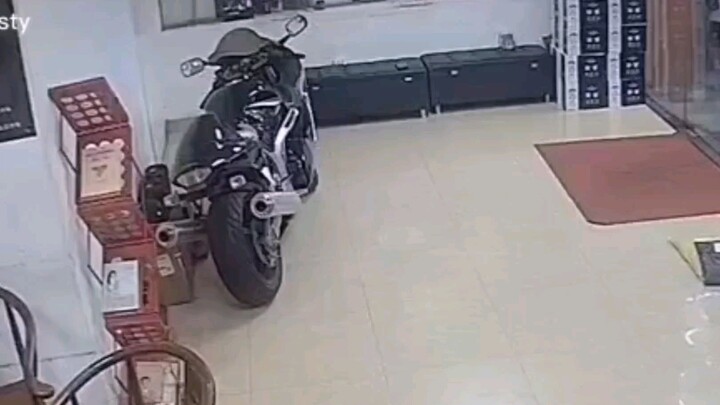 Phải bồi thường bao nhiêu tiền?