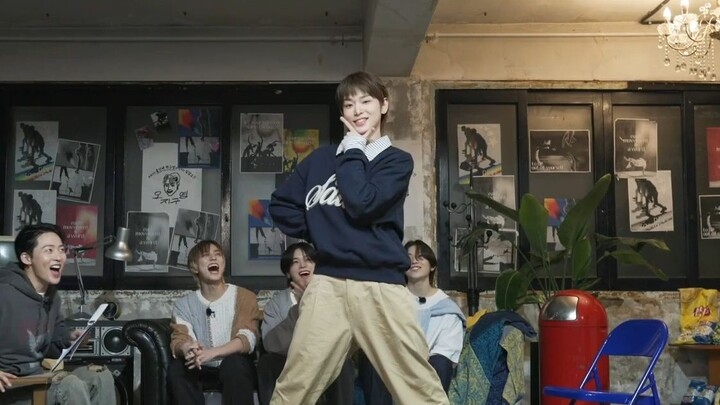 只有不认识他的，没有不被他萌到的