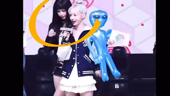 في الشتاء الذهبي، حاول جيزل إعاقة غوتين لكنه أصاب نفسه بدلاً من ذلك.