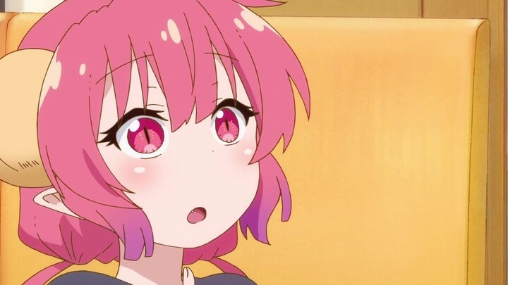 Ilulu stays at home, just like you who stayed at home during the summer vacation and was scolded by 