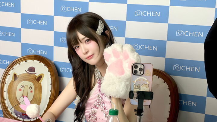 才刚官宣就要出道当偶像……我该怎么办‼=͟͟͞͞(꒪ᗜ꒪ ‧̣̥̇)