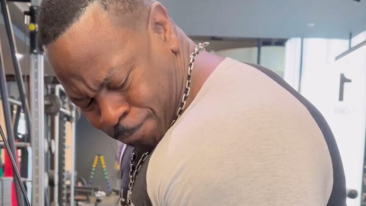 Oliba’s Insane Arm Circumference