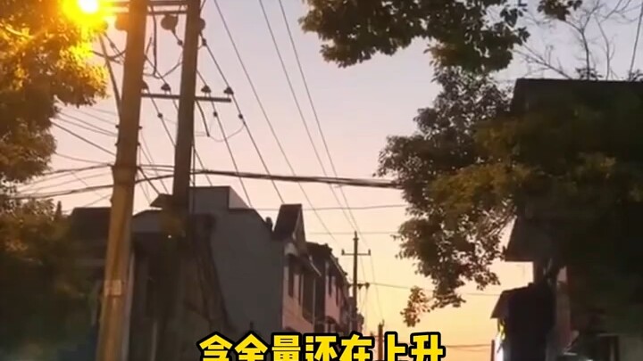 ดังนั้นพ่อแม่จึงเร่งให้แต่งงานเพราะกลัวถูกคนอื่นล้อ เพราะตัวเองก็มักจะไปล้อคนอื่นอยู่บ่อยๆ #สังคม #ค