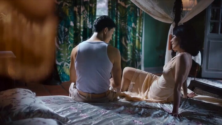 The first time I saw Yu Feihong looking alluring and graceful in bed ＃YuFeihong