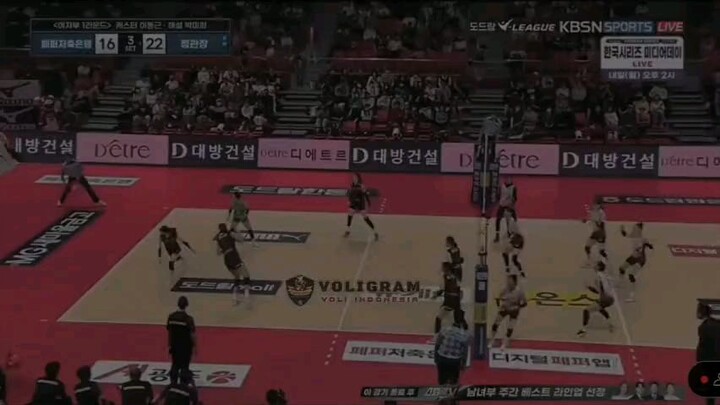 Ci imut full senyum 🥰