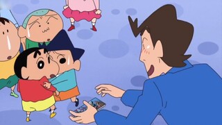 Crayon Shin-chan: Teman-teman menemukan album foto Superman dan mengetahui bahwa pria yang sudah men