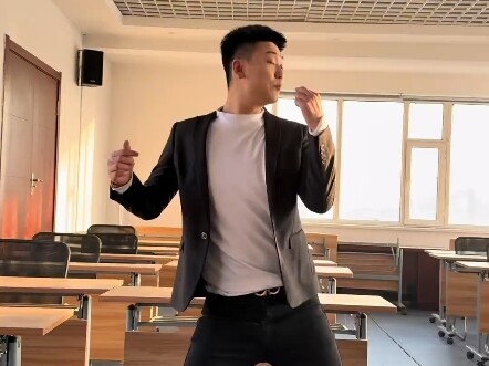 Freljord xâm nhập học đường