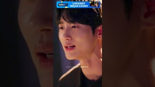 His voice is so beautiful as like him 🥰😍lovely runner#shorts#kdrama#byeonwooseok#kimhyeyoon#ytshorts