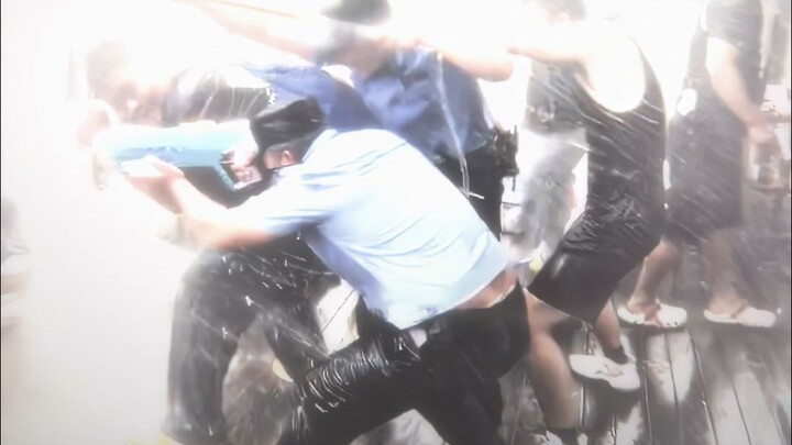 "Professional players are banned from participating in entertainment mode"