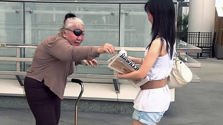 กล้าดียังไง! เพียงเพื่อหัวเราะมุข