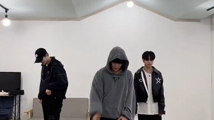 ciipher อัปเดตครั้งแรกหลังหยุดพักไปแปดเดือน Keita ท้า Seventeen-เห้งเจีย