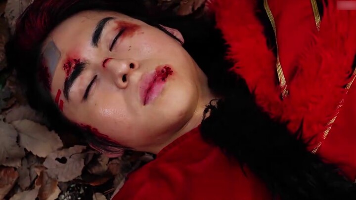 Melihat Raja dari sudut pandang Lita, tidak ada yang mengatakan bahwa Prajurit Merah itu keren! Baru