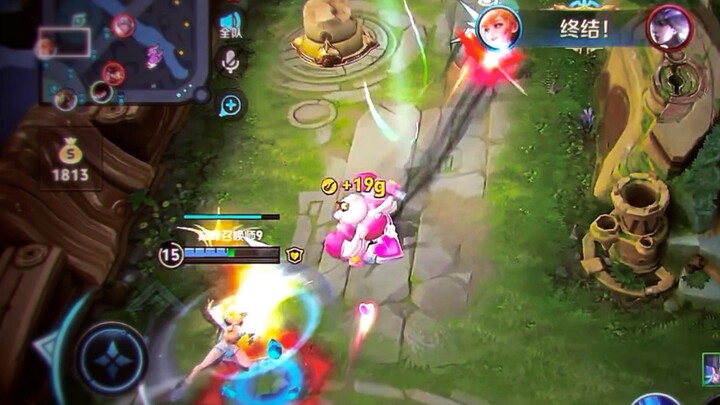 Doing radio exercises—what’s that fancy stuff flying out? #AnChuan #Lan #HonorOfKings