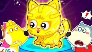 Wolf has a golden kitten that turns golden wherever he touches it is amazing