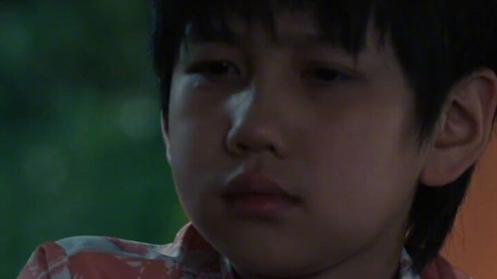 Ayah, aku telah menepati janjiku, Ayah pasti bisa melihatnya, kan?