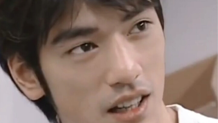 金城武给空姐签了名，却投诉了他们