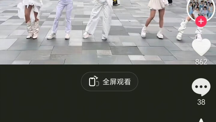 Sebaiknya girl grup Yicheng juga mengaransemen lagu tema acara “Rumah Ini, Cahaya Ini” serta lagu “A