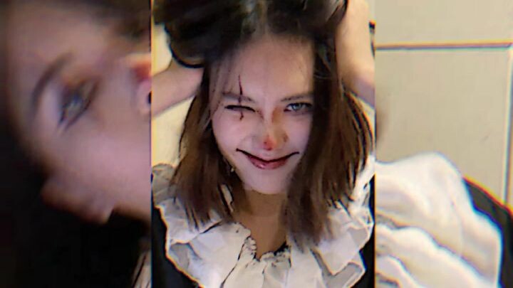 cewek badut