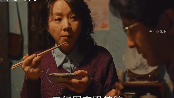 Our Pengfei is a good kid! The very first thing he did after buying his car was take his aunt for a 