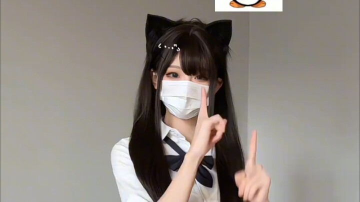 "رقصة QQ الحبيبة قادمة، الفتاة اللطيفة تظهر بتألق!"