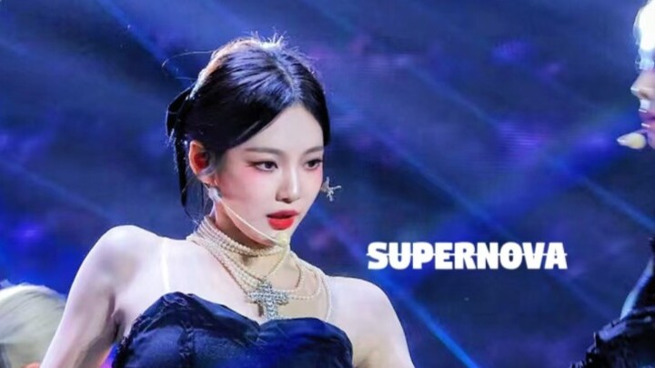 241117 سوبرنوفا نينغ يي تشو تصوير مباشر - KGMA
