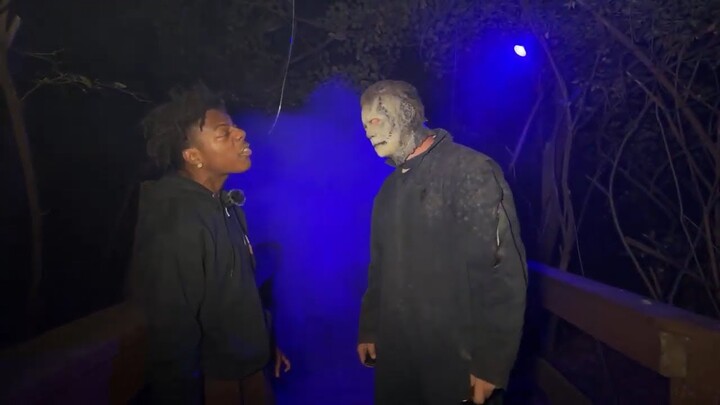 iShowSpeed Meets MICHAEL MYERS IN HAUNTED HOUSE 💀