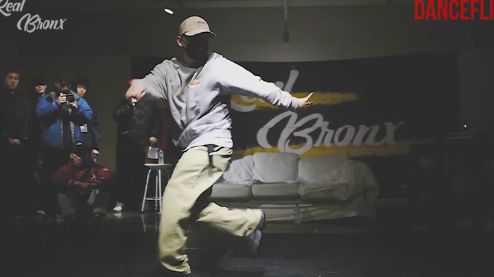 BBoy Mario's Judge Show: Smooth and Fluid TopRock and Footwork