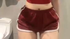 CELANA MERAH JANGAN SAMPE LOLOS