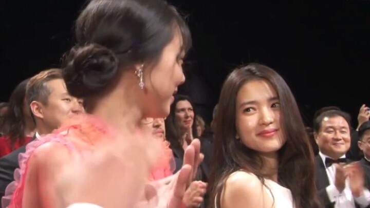 “มือที่ไม่อาจจับได้ เพื่อนผู้ไร้นามตั้งแต่นี้เป็นต้นไป”