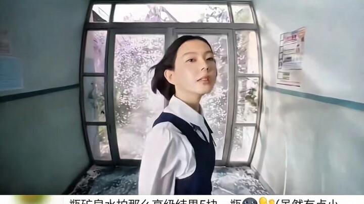 Seluruh iklan direkam dalam satu kali pengambilan gambar. Bukankah itu berani?