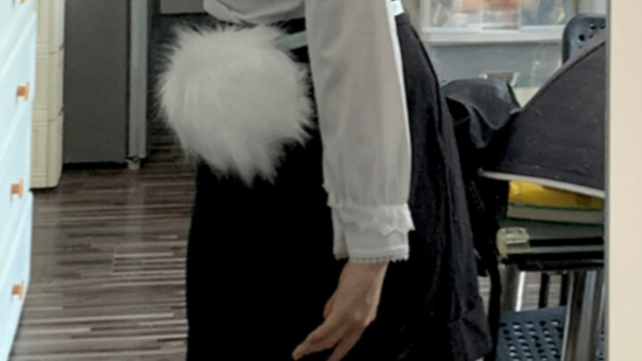 What does the full-length OC commission of 200r for 9 pieces look like?