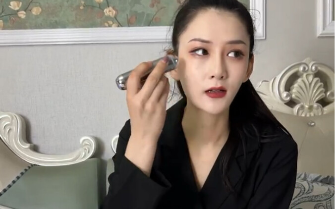 «Bán hàng» Sản phẩm này là sạc dự phòng đa năng