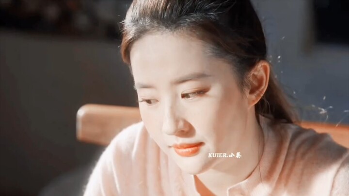 Ternyata saudara perempuan kandung memang suka saling cekcok, meski kamu Liu Yifei pun tak akan bisa