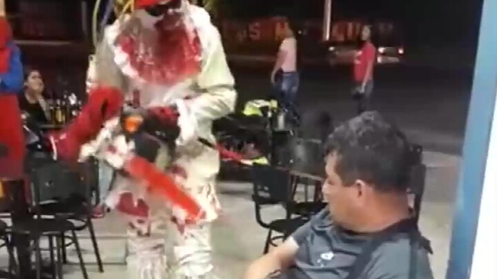 搞半天小丑是我自己？