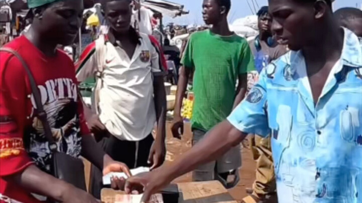 African market scam: whoever wins is a plant!