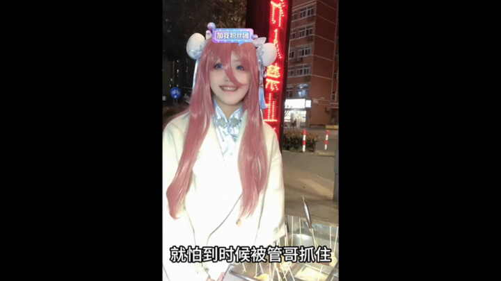 Cosplaying and setting up a stall to sell oden… 105